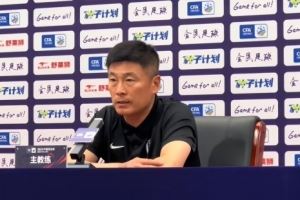 李國(guó)旭：希望隊(duì)員在比賽中表現(xiàn)得更勇敢，在梭魚(yú)灣拿下比賽