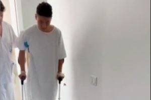 東體：武磊在科蒂陪同下前往歐洲接受會(huì)診，最終選擇在西班牙手術(shù)
