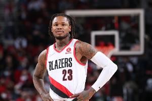 ??前NBA球員本-麥克勒莫本周將因涉嫌強(qiáng)奸受審 考文頓出庭作證